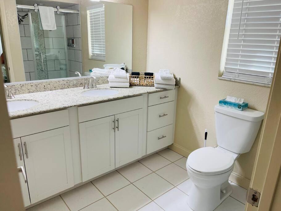Heated Saltwater Pool Home Minutes To Beach Englewood Εξωτερικό φωτογραφία