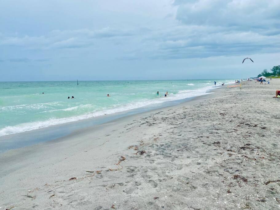 Heated Saltwater Pool Home Minutes To Beach Englewood Εξωτερικό φωτογραφία